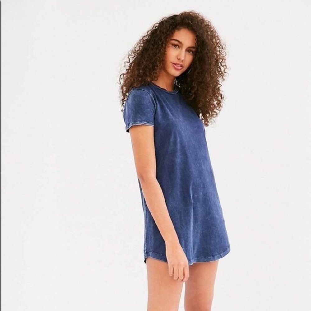 BDG t shirt dress